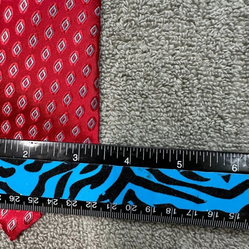 Maties by Caligiuri Red Silk Geometric Diamond Necktie Made in Italy Handmade